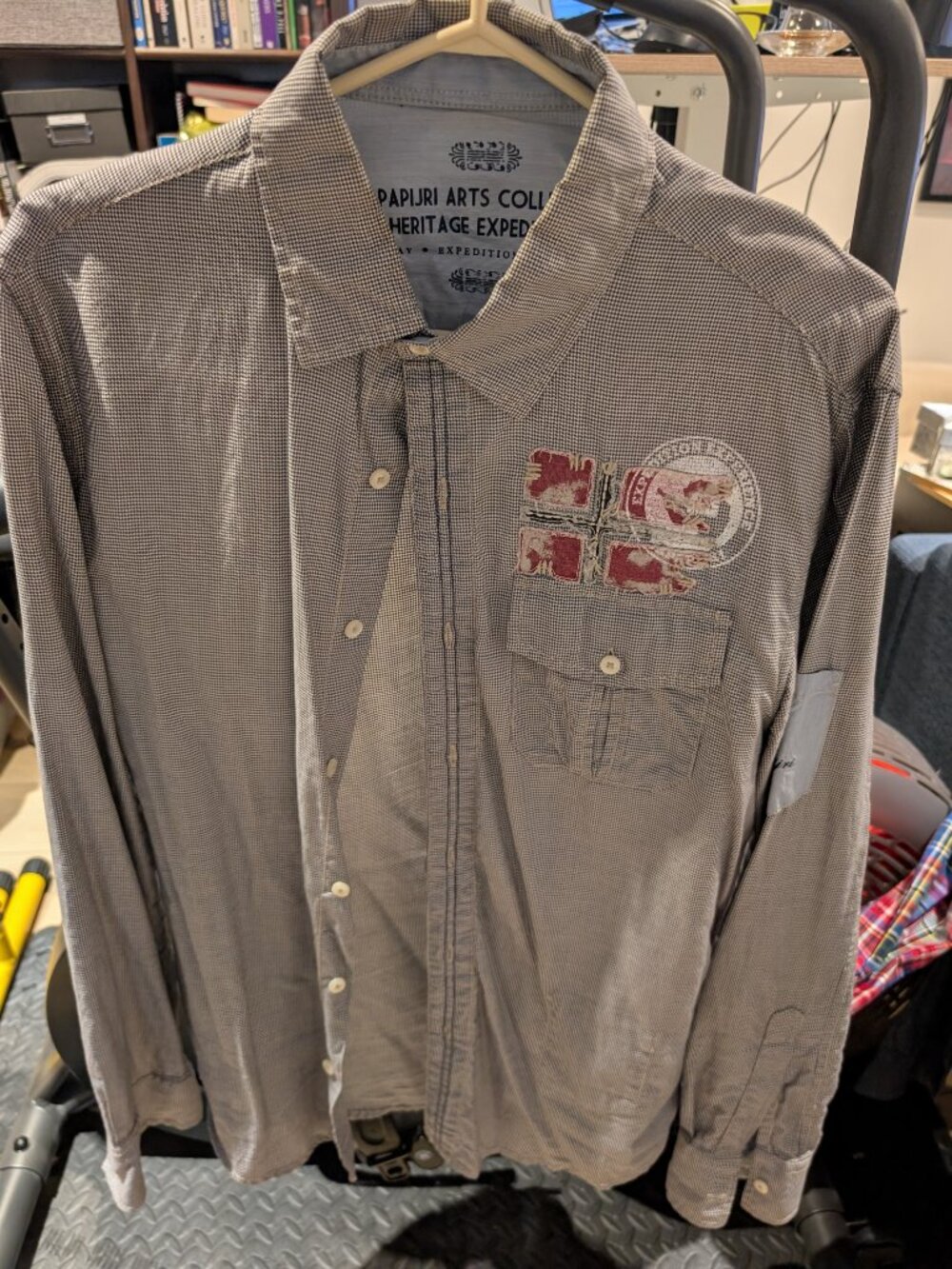 Bundle of button downs - Picture 3 of 4